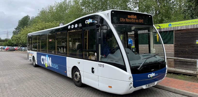 CT4N bus on road